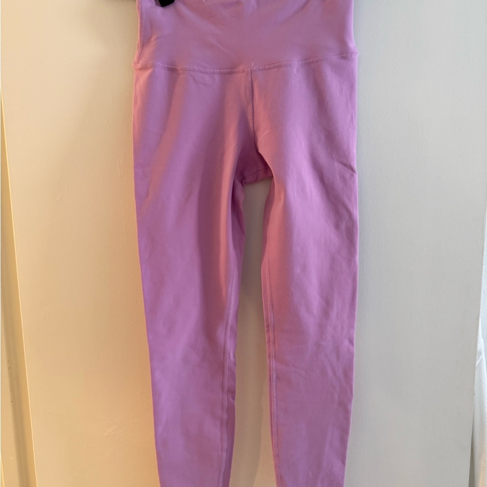 ALO Yoga Lavender Leggings